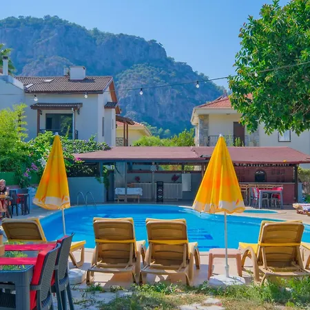 Yeni Doga מלון *