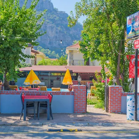 Yeni Doga מלון *